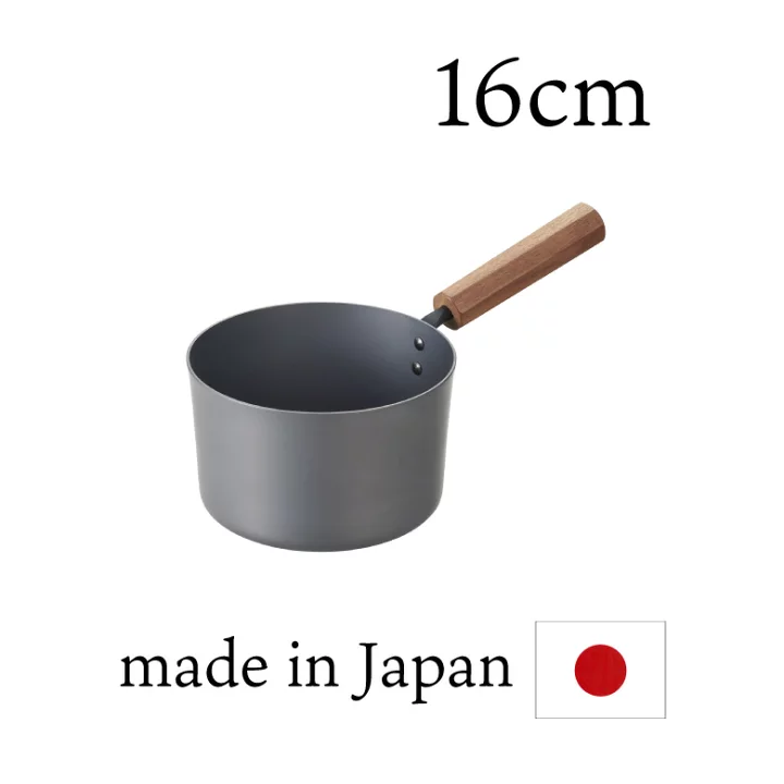 【楽天市場】片手鍋 16cm 窒化処理 鉄鍋 IH ガス 直火 片手鍋 鉄 16cm 鉄の鍋 日本製 プロ仕様 燕三条 キッチン用品 母の日 父の日 新婚 結婚祝い 新築 引越祝い 誕生日 お祝い ギフト プレゼント 贈り物 5175：堺の刃物屋さん　こかじ