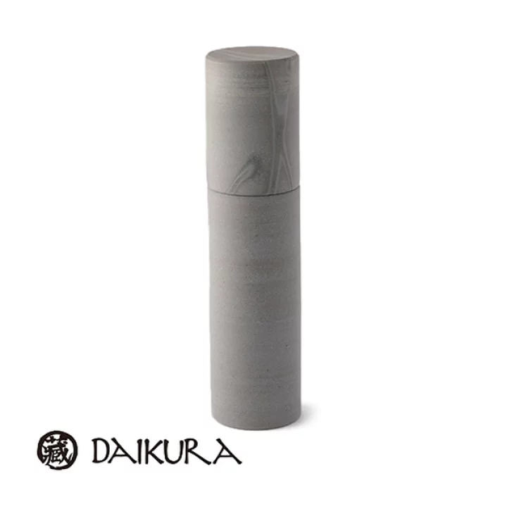 【楽天市場】水差し【DAIKURA】ウォーターカラフェ/hiiro/グレー |和食器 焼き物 陶器 磁器 水差し カラフェ ピッチャー 日本製 国産 職人 手作り 備前 焼き物 贈り物 ギフト キッチン用品 日本産：日本の伝統工芸 LOCALCO STORE