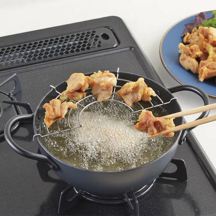 【楽天市場】鍋 わたしのこだわり 鉄鍋シリーズ 天ぷら鍋 20cm シリコンコーティング 5137 オシャレ 新生活 一人暮らし 田辺金具 H：プラスワイズ ホームセンター店