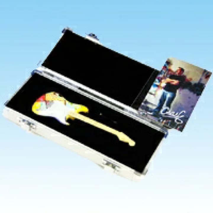 【楽天市場】フェンダーギターコレクション ストラトキャスター エフトイズ クラッシュデザイン CRASH 豪華限定仕様 ギター コレクション 模型 おもちゃ 【即納】：トレジャーマーケット