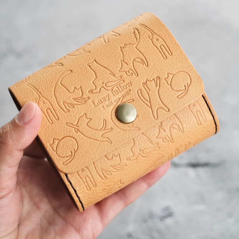 お札を折らない　猫のちいさなお財布　 nume　ミニ財布　三つ折り　納期約1週間　選べる４色 その他ミニ財布・コンパクト財布 Lazy fellow 通販 18889940｜Creema(クリーマ)