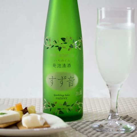 【楽天市場】一ノ蔵 発泡清酒 すず音(すずね)300ml(クール便扱い)[宮城県]【日本酒】スパークリング日本酒ギフト 御土産 お土産 誕生日 結婚 御祝 お祝い ハロウィン：地酒のリエゾン　楽天市場店